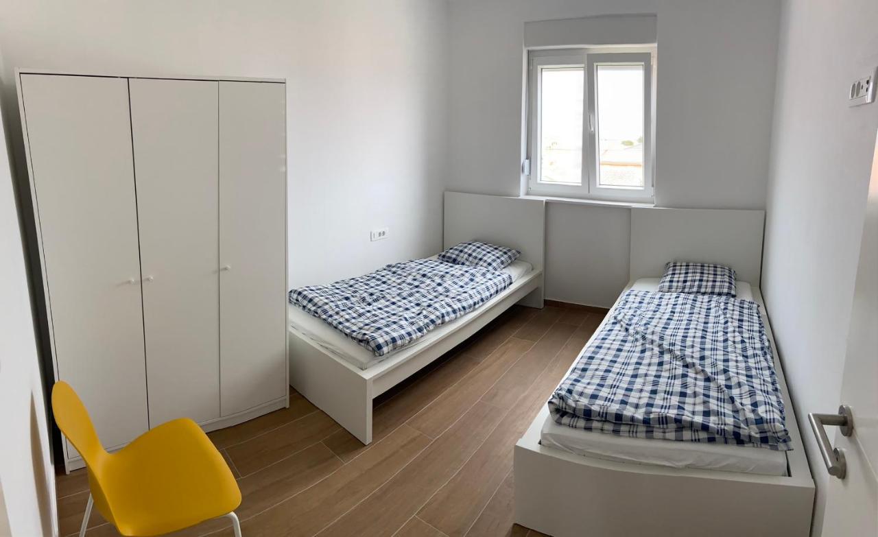 Daniela Family Apartment - Top Floor - New & Quite Location - Great Sea & Island View فير المظهر الخارجي الصورة
