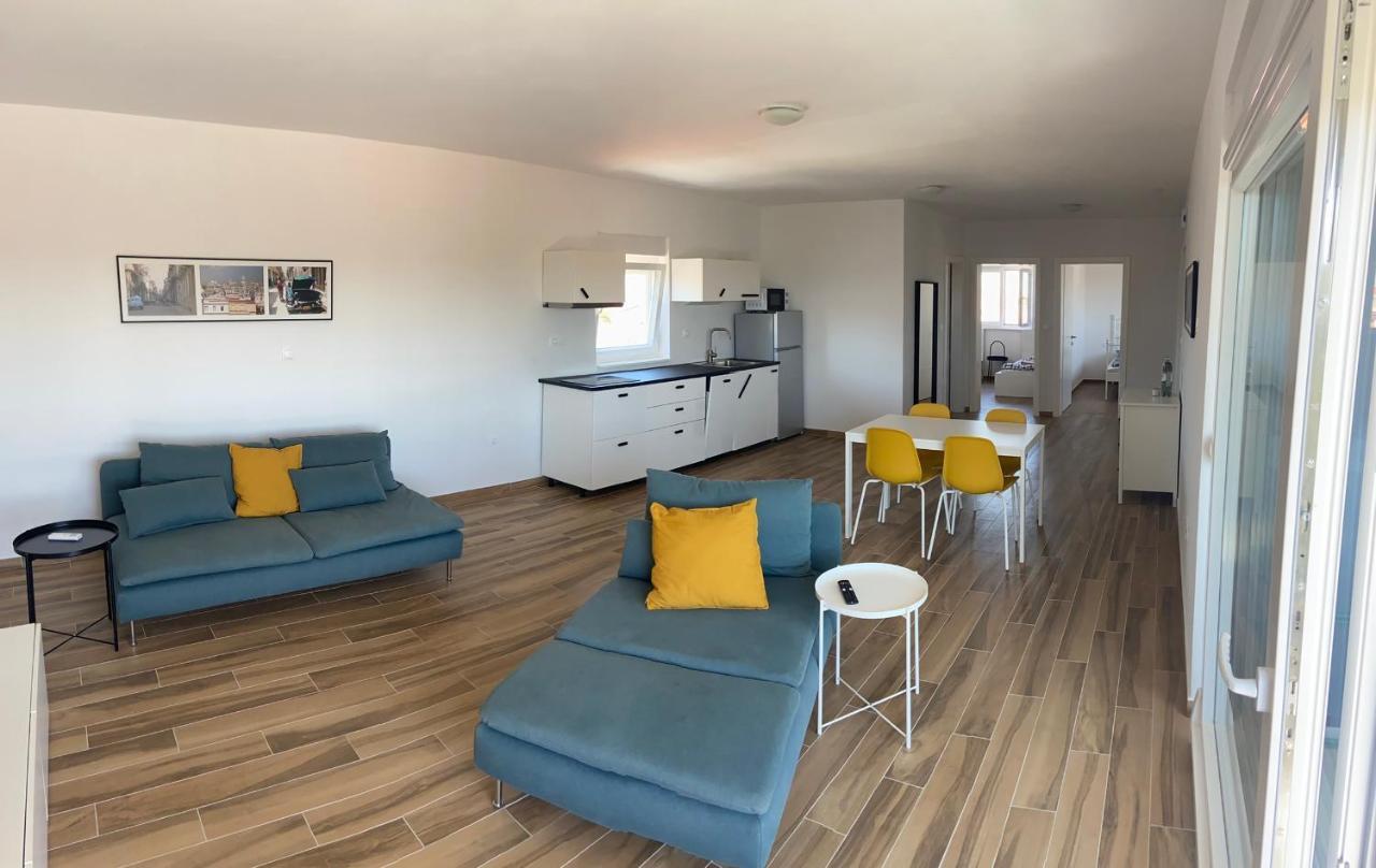 Daniela Family Apartment - Top Floor - New & Quite Location - Great Sea & Island View فير المظهر الخارجي الصورة